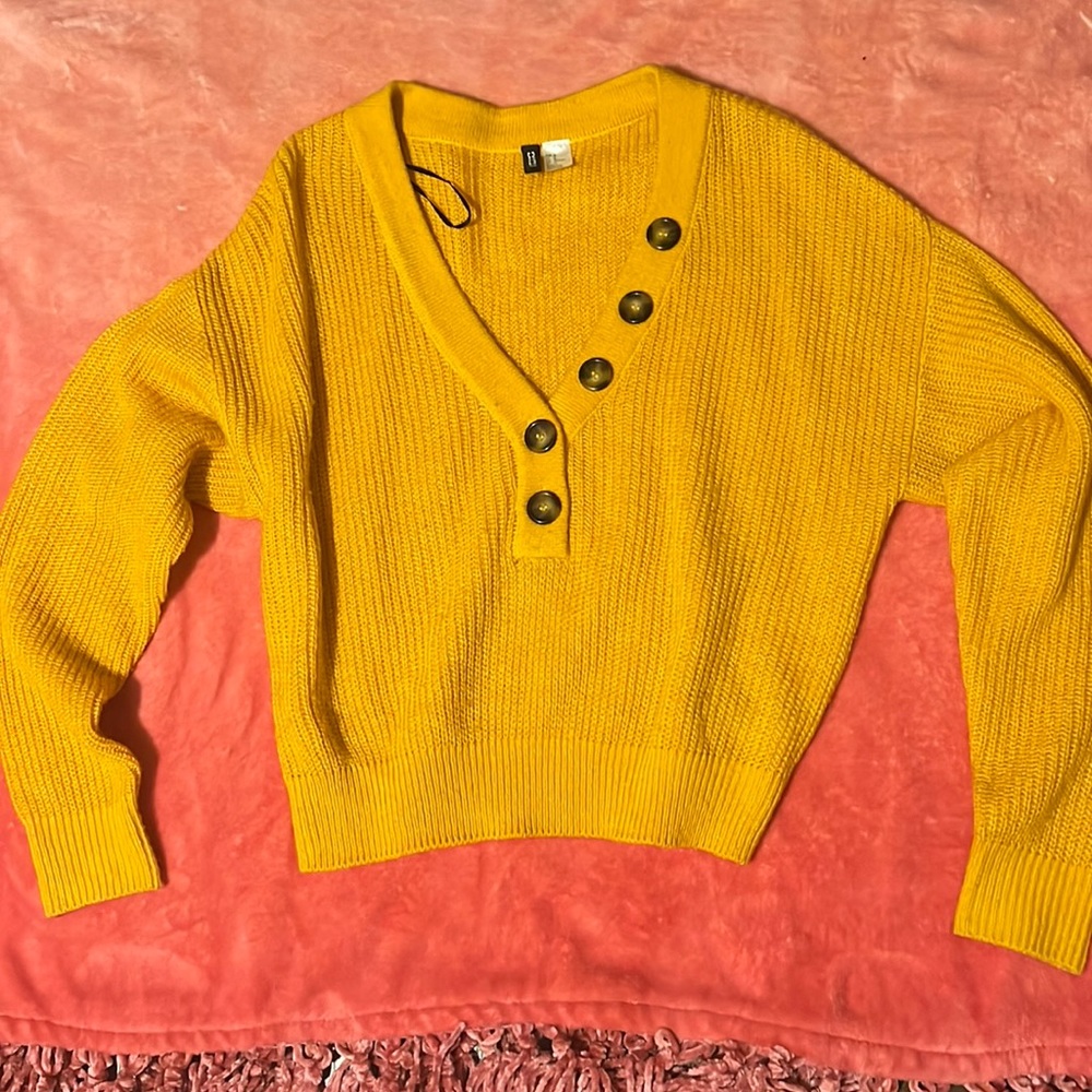Knitted top/ size:L/ color:yellow